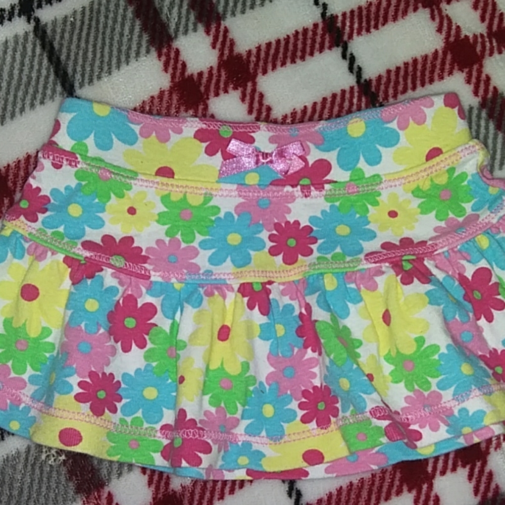 Falls creek baby girl skirt size 3/6 months